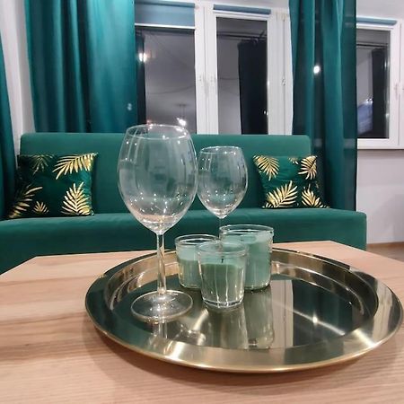 Apartament Szmaragdowy Centrum Apartment Warsawa Bagian luar foto